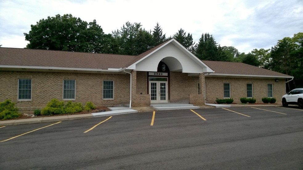 2829 W Grand River Ave, Howell, MI for sale - Building Photo - Image 1 of 1