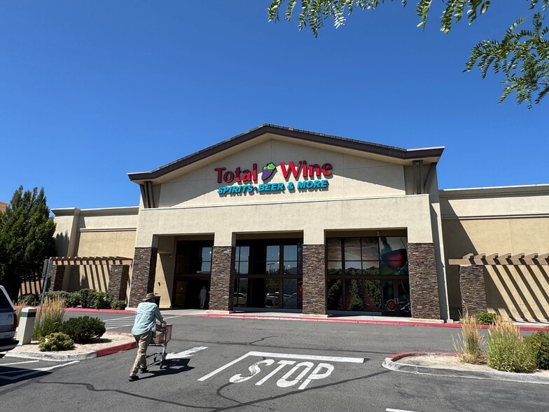 6501-6675 S Virginia St, Reno, NV for lease - Building Photo - Image 1 of 15