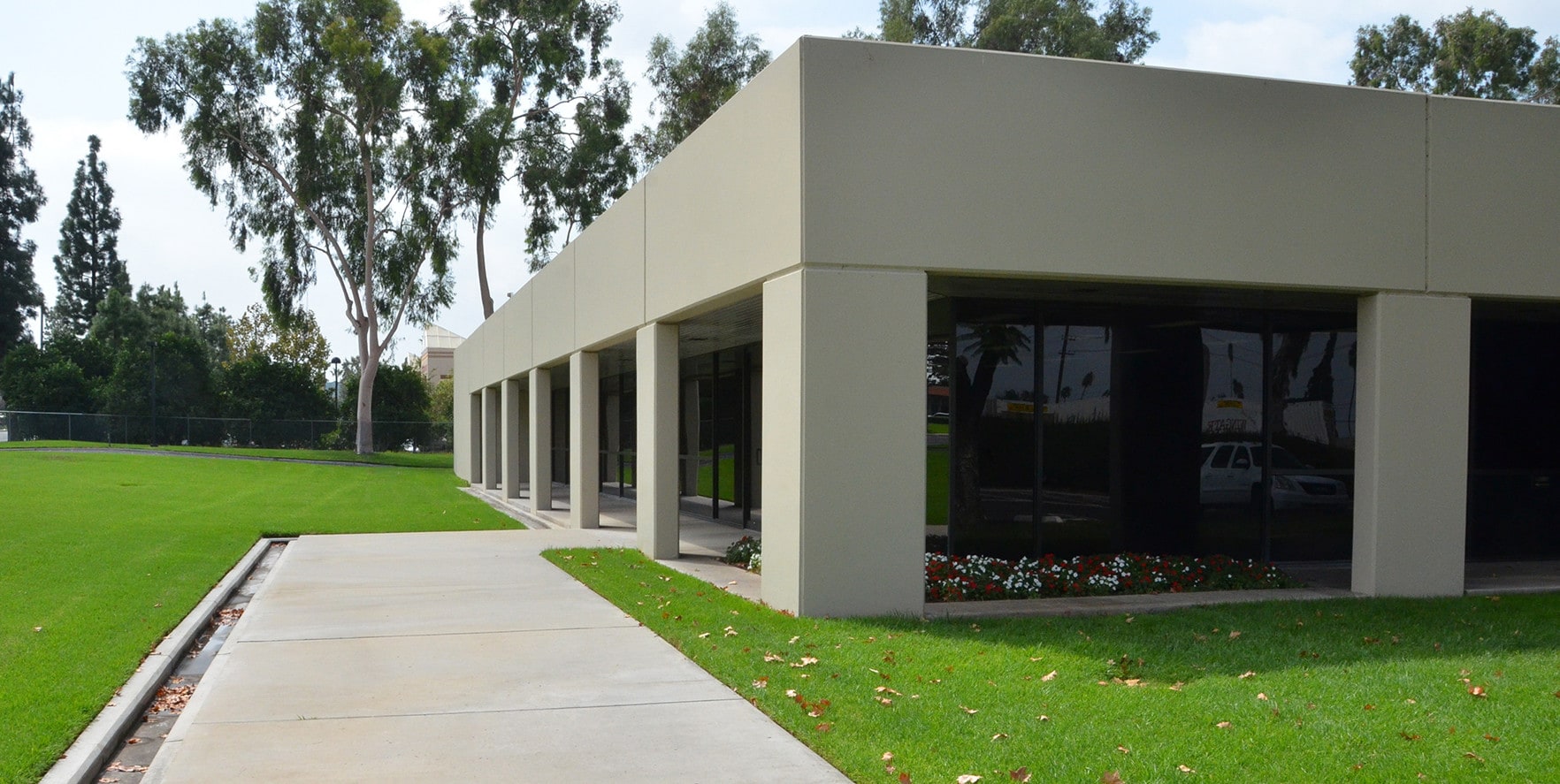 1717 Chicago Ave, Riverside, CA for sale Primary Photo- Image 1 of 1