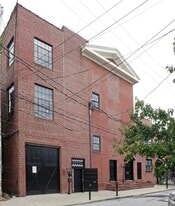Multi-Tenant Opportunity - Retail Space