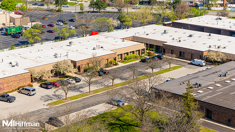 702-778 W Algonquin Rd, Arlington Heights, IL for lease - Building Photo - Image 1 of 18