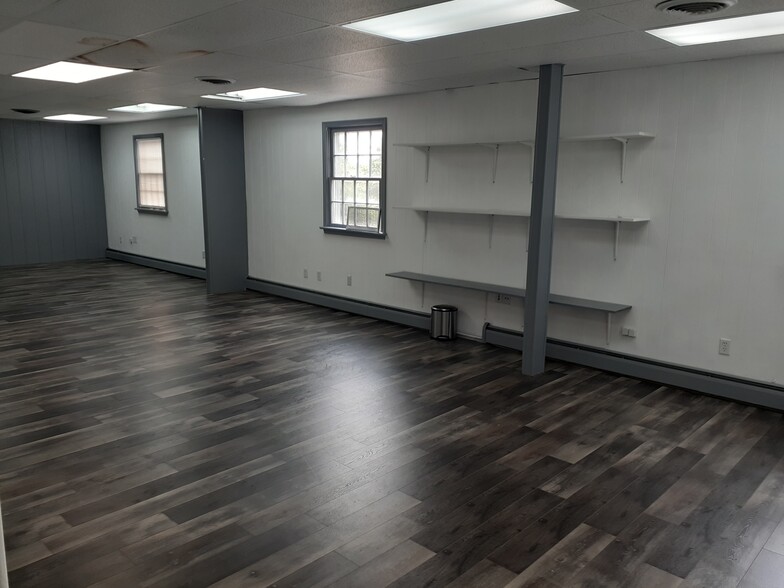 11 N Five Points Rd, West Chester, PA for lease - Interior Photo - Image 3 of 6