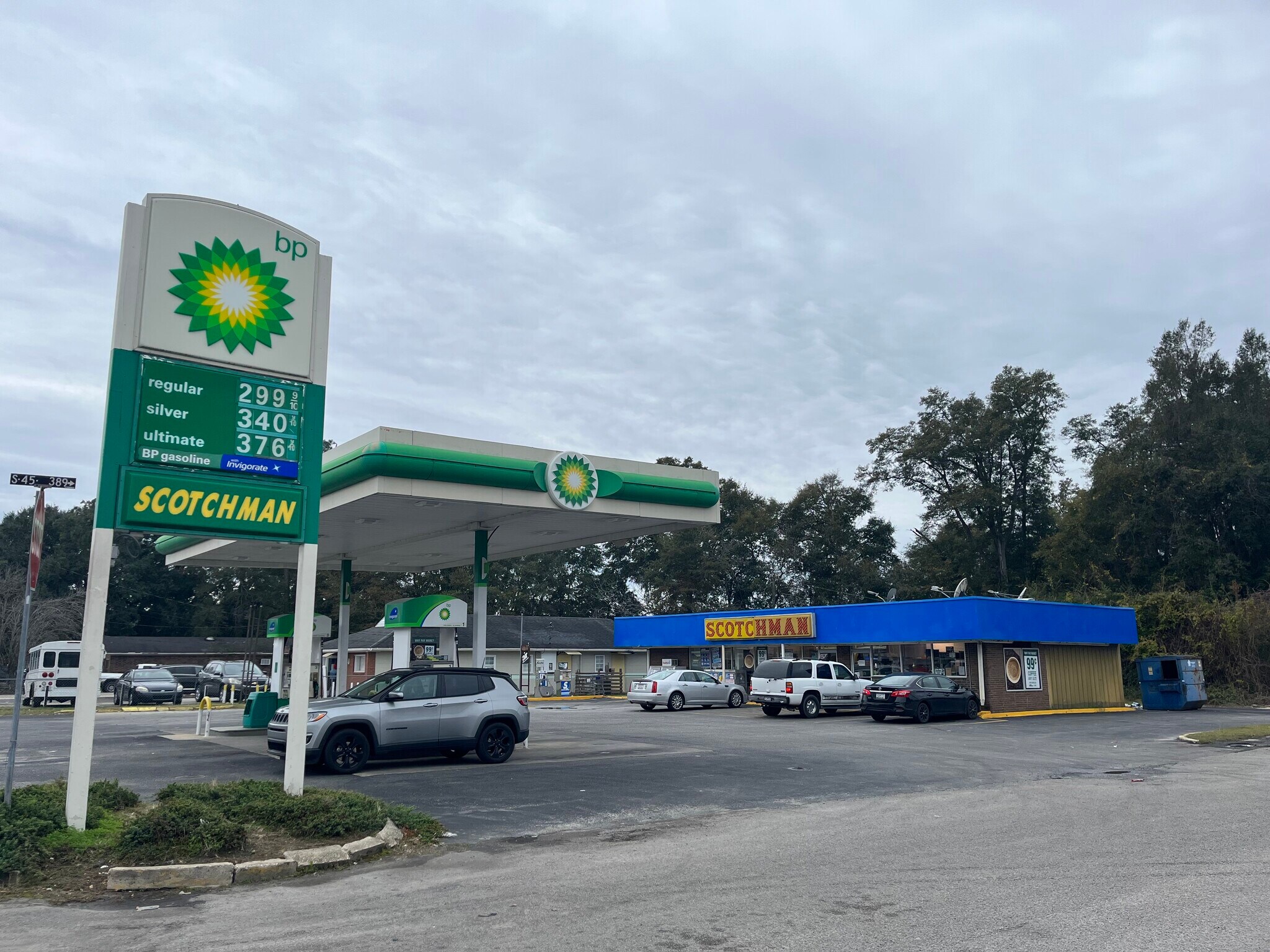 1437 N Longstreet St, Kingstree, SC 29556 Scotchman