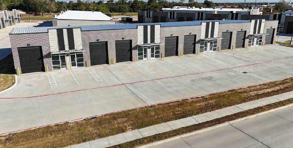 32202 Hunt Rd, Brookshire, TX for sale - Primary Photo - Image 1 of 1