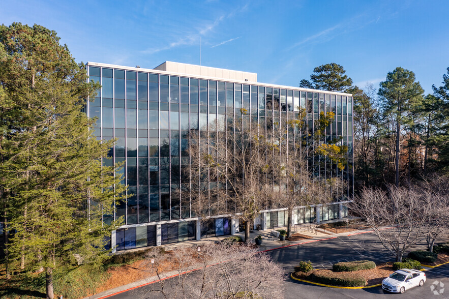 17 Executive Park Dr NE, Atlanta, GA for lease - Building Photo - Image 1 of 6