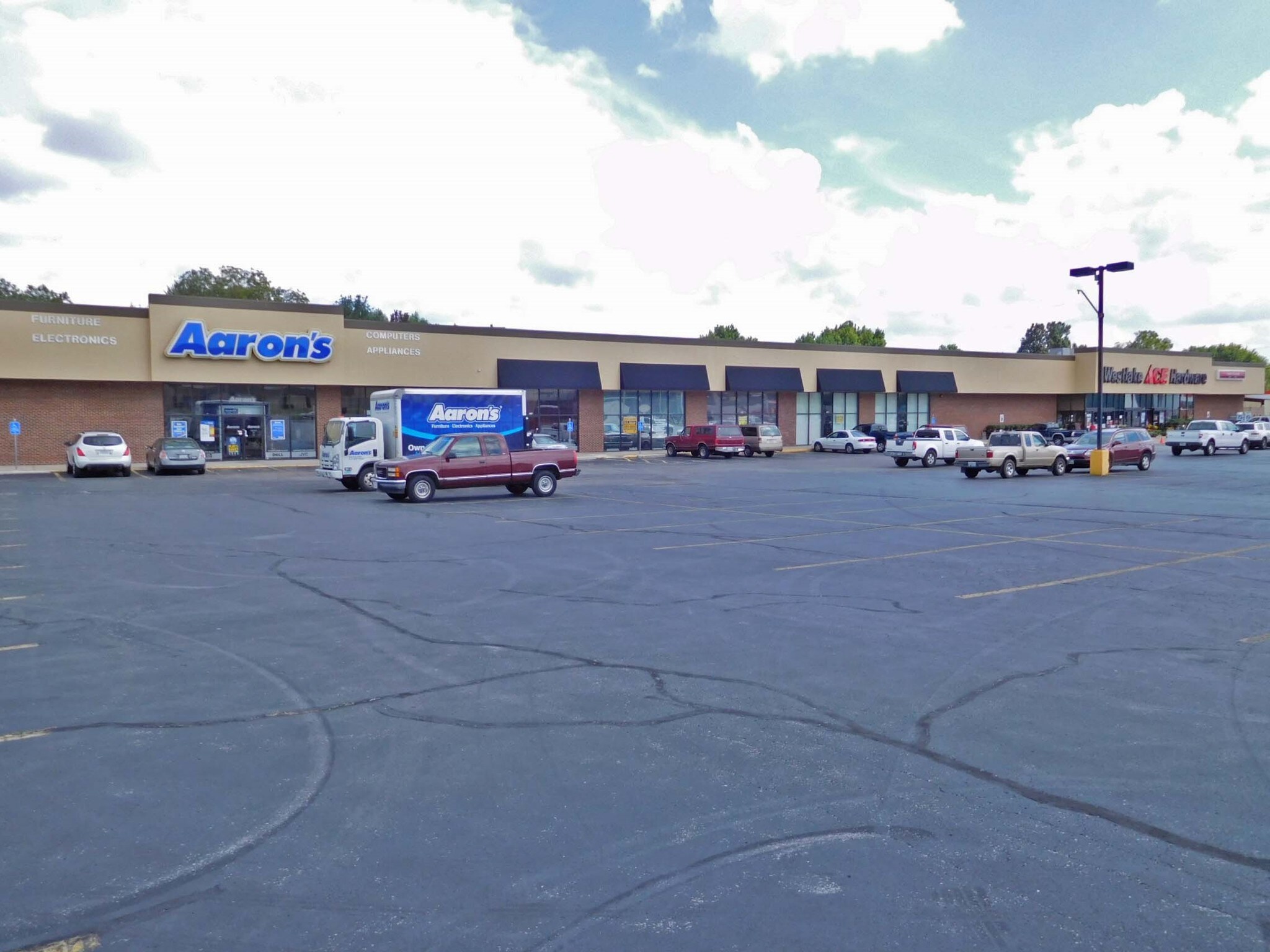 23362350 S Campbell Ave, Springfield, MO 65807 for Lease