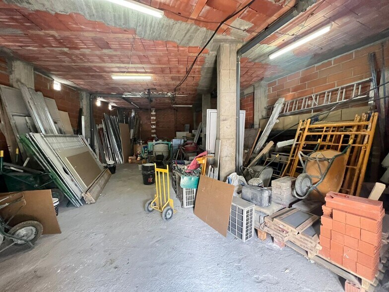 Retail in Ponferrada, León for sale - Building Photo - Image 3 of 3