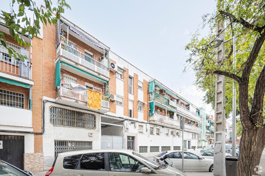 Calle de Eduardo Minguito, 55-57, Madrid, Madrid for sale - Primary Photo - Image 2 of 2