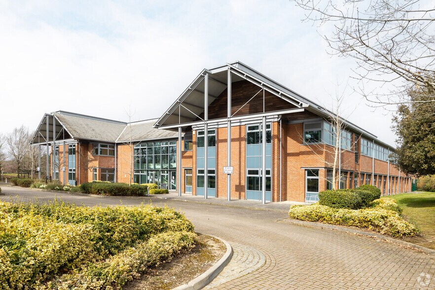 32 Tower Vw, West Malling for lease - Building Photo - Image 1 of 2