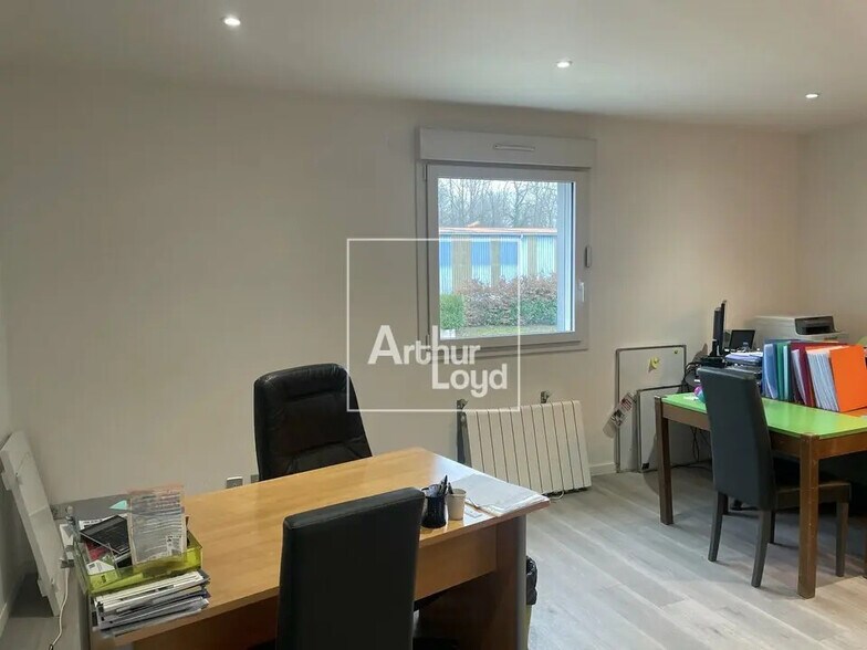 Flex in Le Mée-sur-Seine for lease - Interior Photo - Image 3 of 4