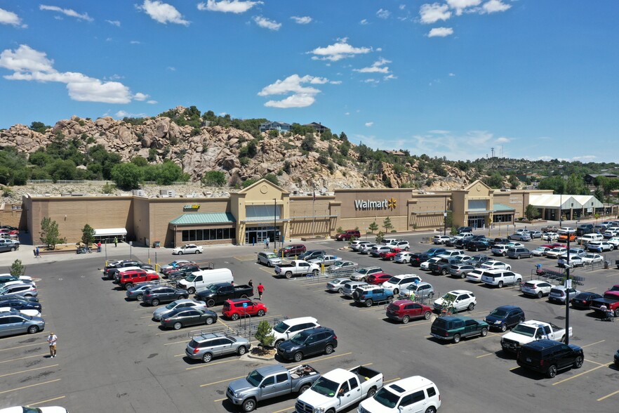 W Iron Springs Rd, Prescott, AZ for lease - Primary Photo - Image 1 of 2