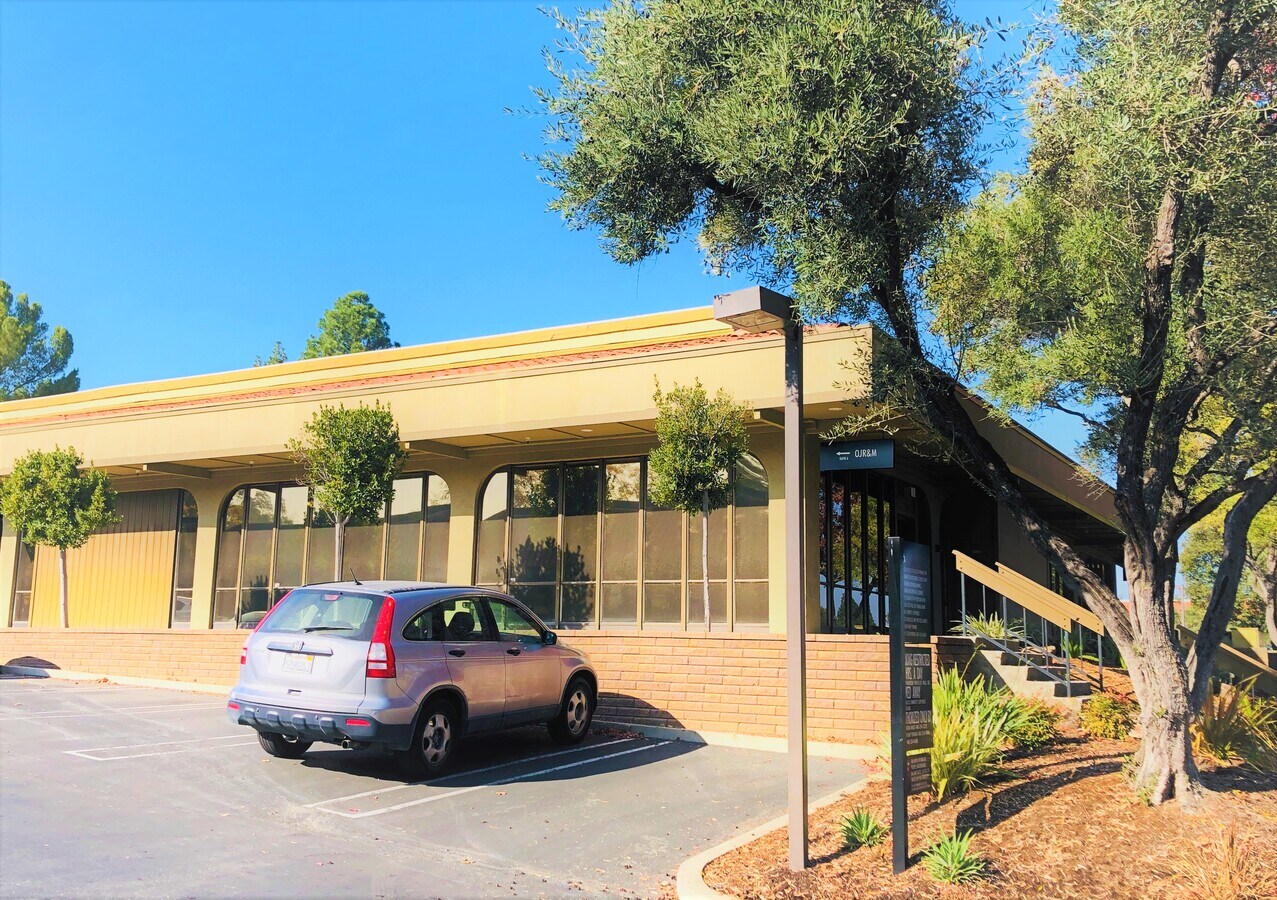 987 University Ave, Los Gatos, CA 95032