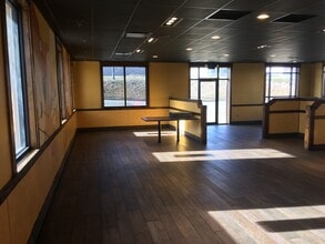 4828 Osage Beach Pkwy, Osage Beach, MO for lease Interior Photo- Image 1 of 4