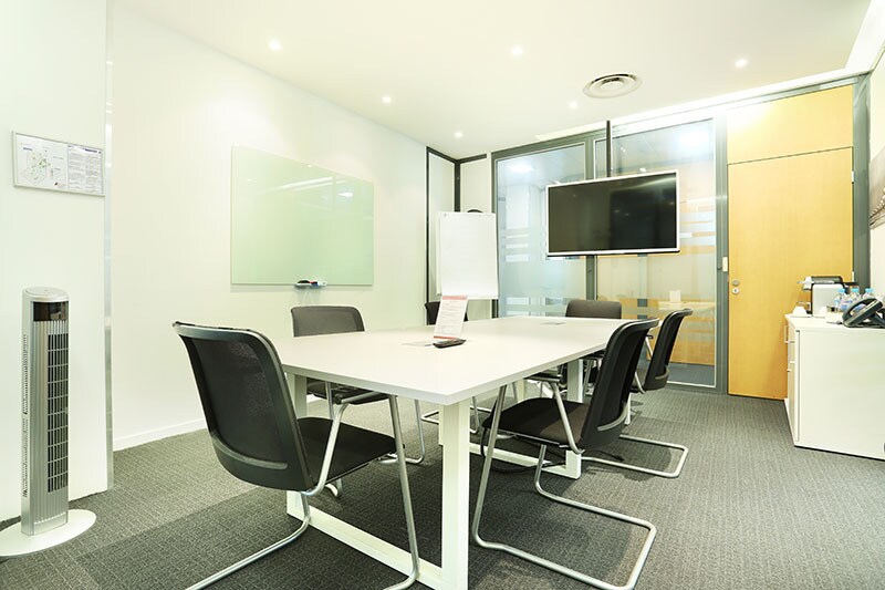 Office in Paris for lease - Interior Photo - Image 1 of 5