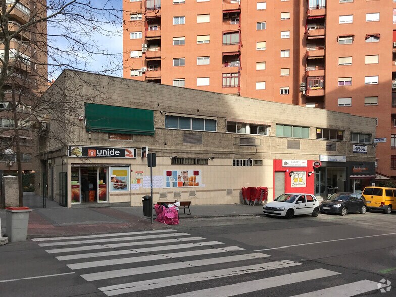 Calle de la Villa de Marín, 13, Madrid, Madrid for lease - Building Photo - Image 2 of 2