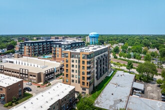 235 E Prospect Ave, Mount Prospect, IL - AERIAL  map view