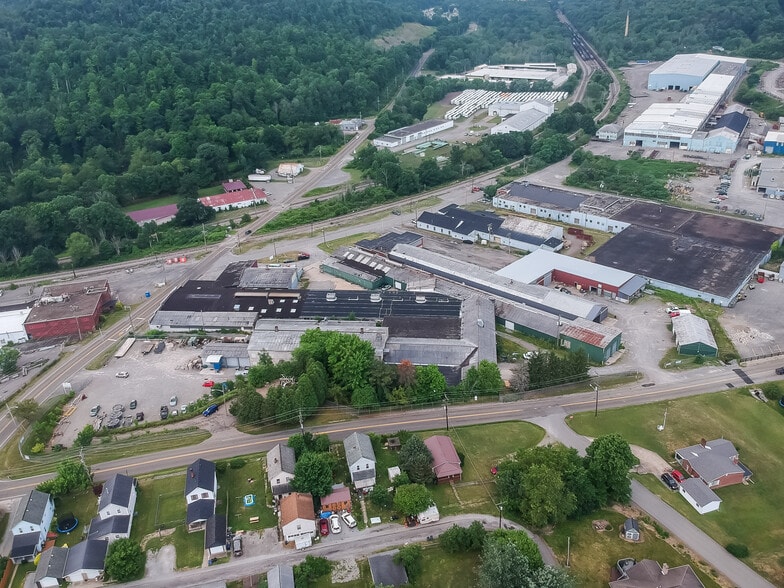 1003 Railroad St, East Butler, PA 16029