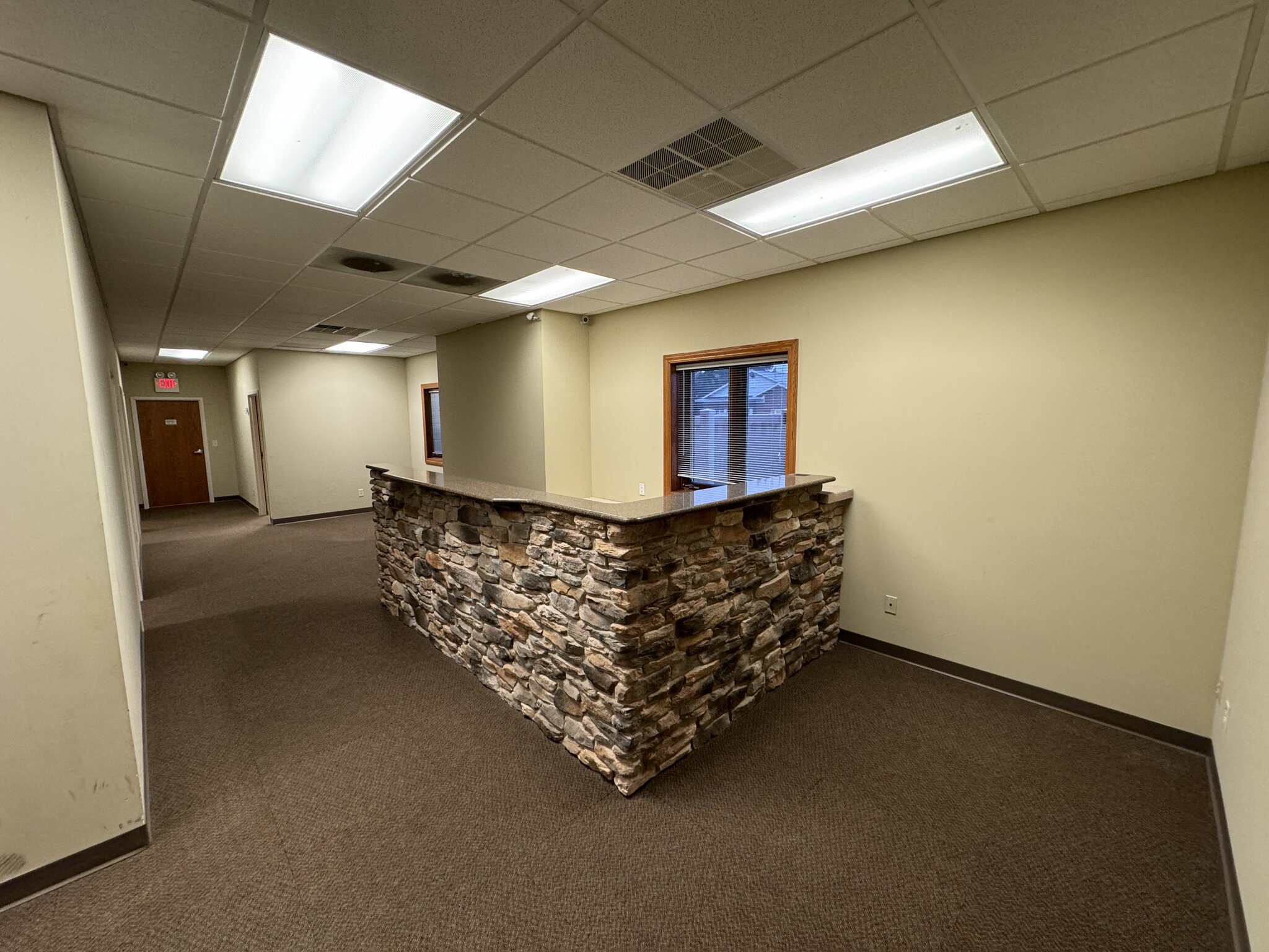 2148 Eagle Pass, Wooster, OH for lease Interior Photo- Image 1 of 18