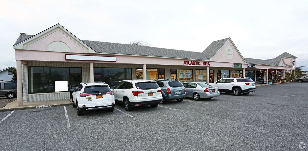 99 The Plaza, Atlantic Beach, NY for lease Building Photo- Image 1 of 19