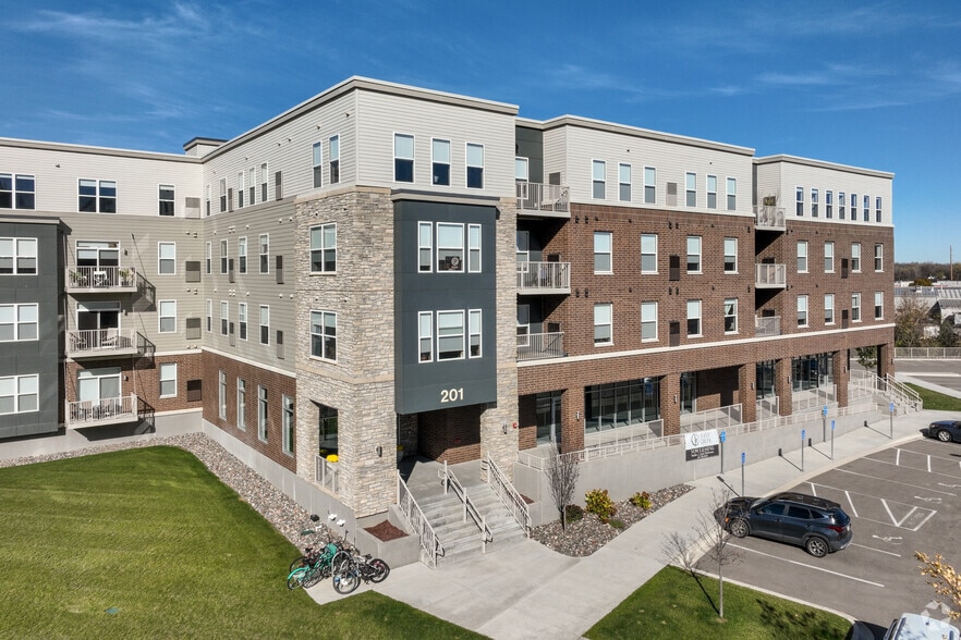 201 El Dorado Dr, Jordan, MN for lease - Building Photo - Image 2 of 40