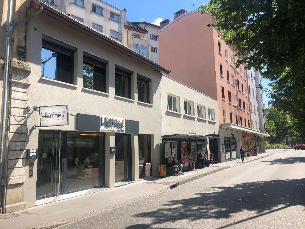 Office in Annecy for lease Building Photo- Image 1 of 5