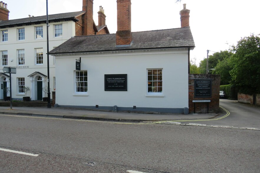 High St, Hartley Wintney for lease - Building Photo - Image 3 of 4