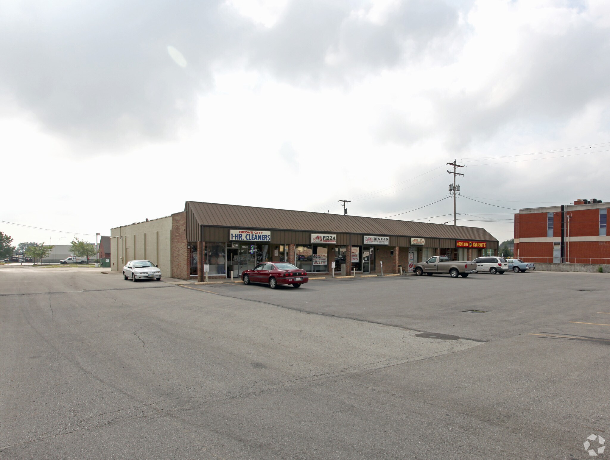 4060-4070 Hoover Rd, Grove City, OH for sale Primary Photo- Image 1 of 1