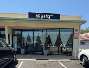 515-519 N Ventura Ave, Oak View, CA for lease Building Photo- Image 1 of 3