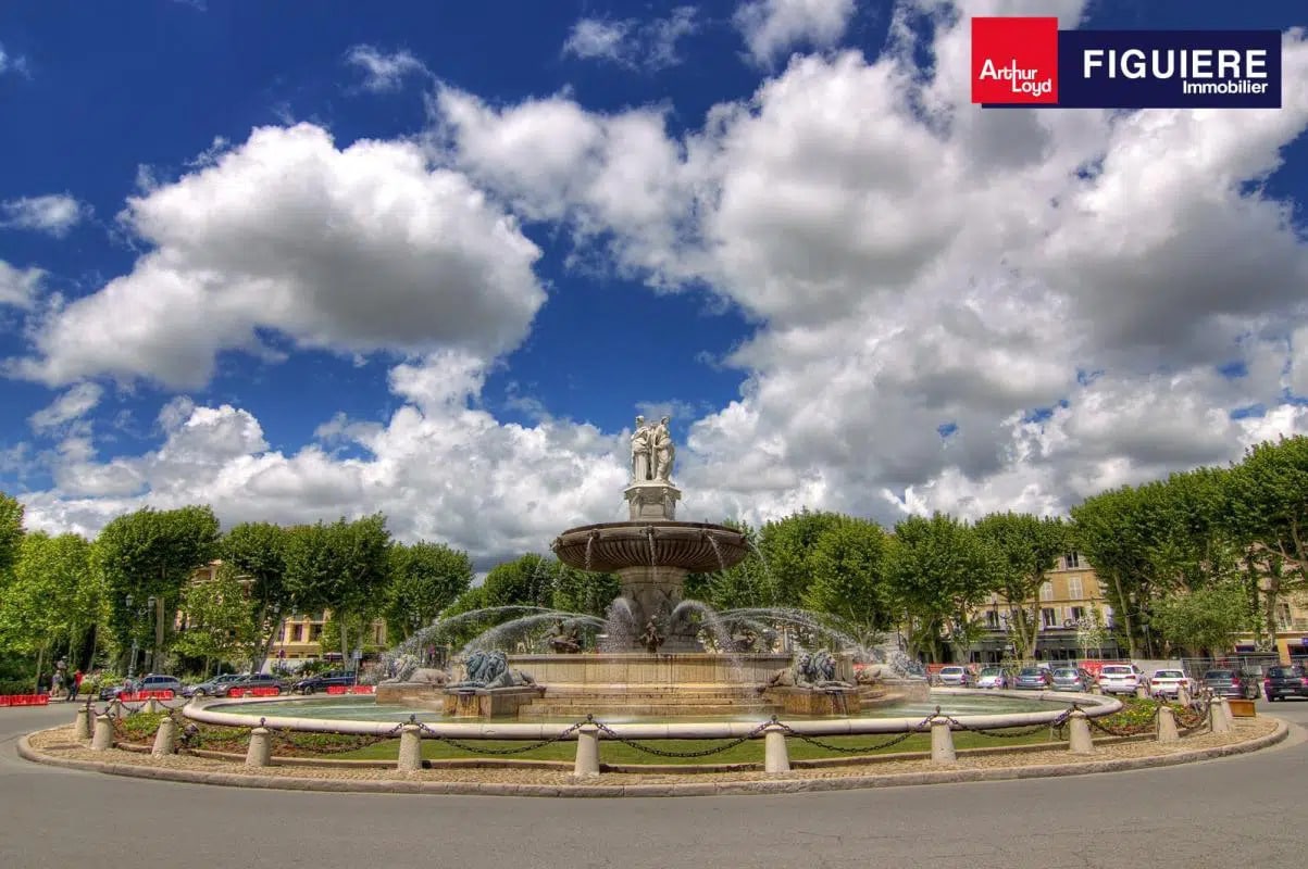 Office in Aix-en-Provence for lease Building Photo- Image 1 of 2