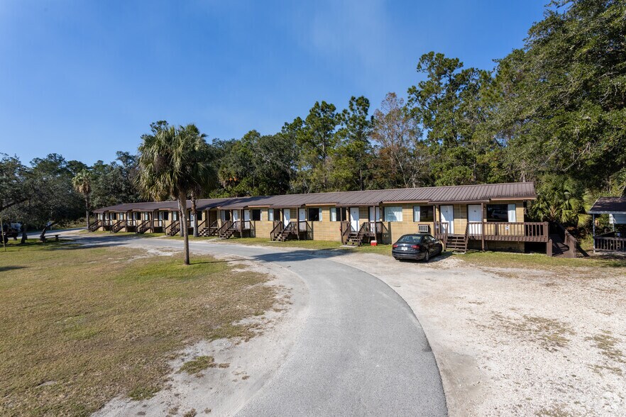440 Shell Island Rd, Crawfordville, FL for sale - Primary Photo - Image 1 of 1