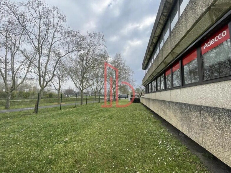 Office in Bruges for sale - Building Photo - Image 1 of 5