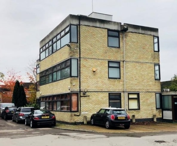 Holly Road, Hampton for sale - Primary Photo - Image 1 of 1