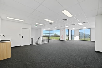 41 Langford St, Churchill for sale Interior Photo- Image 1 of 4