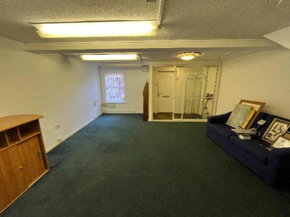 Bath Parade, Cheltenham for lease Interior Photo- Image 1 of 3