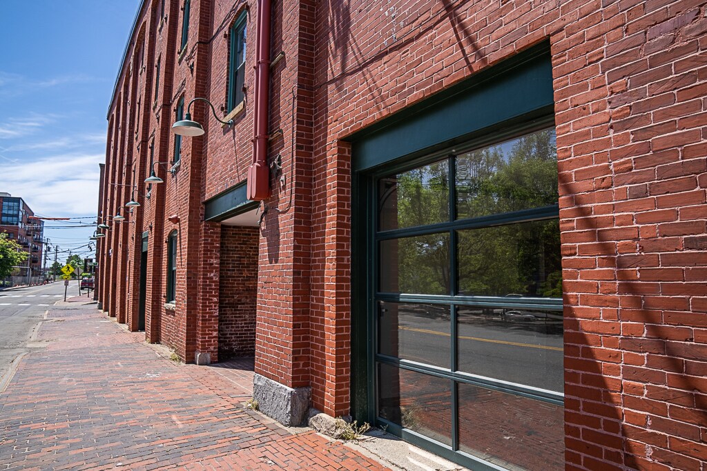 2036 Danforth St, Portland, ME 04101 30 Danforth Street