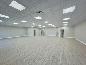 840 E Main St, Gainesville, TX for lease Interior Photo- Image 2 of 6