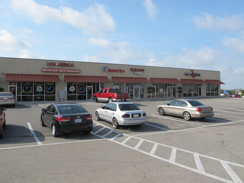 8250 Fm 78, Converse, TX 78109 Venture Crossing