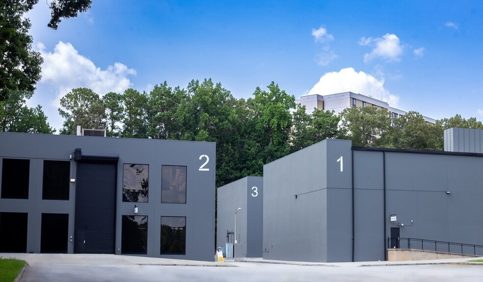 3350 Greenbriar Pky SW, Atlanta, GA for lease - Building Photo - Image 3 of 61
