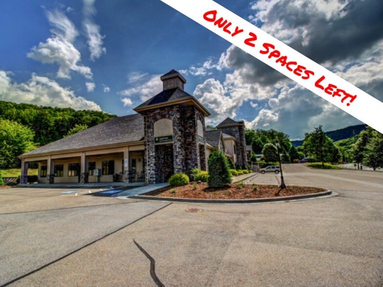 3990 4004 Nc Highway 105 S Banner Elk Nc 28604 Storefront