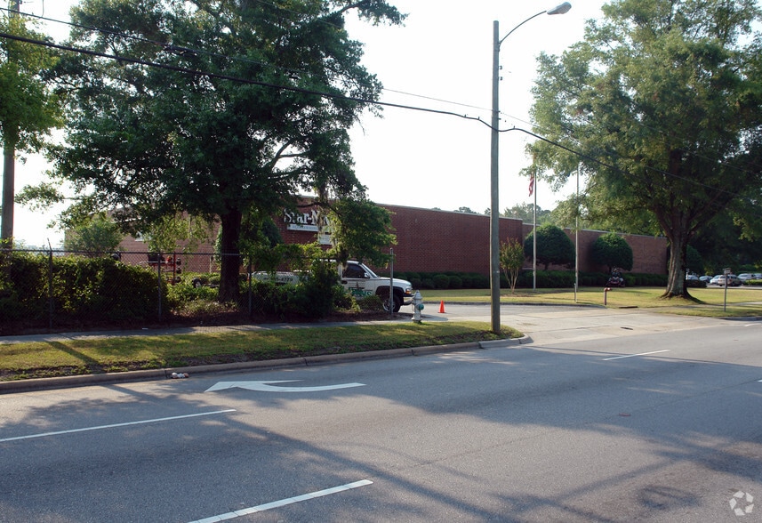 1003 S 17th St, Wilmington, NC for sale - Building Photo - Image 3 of 33