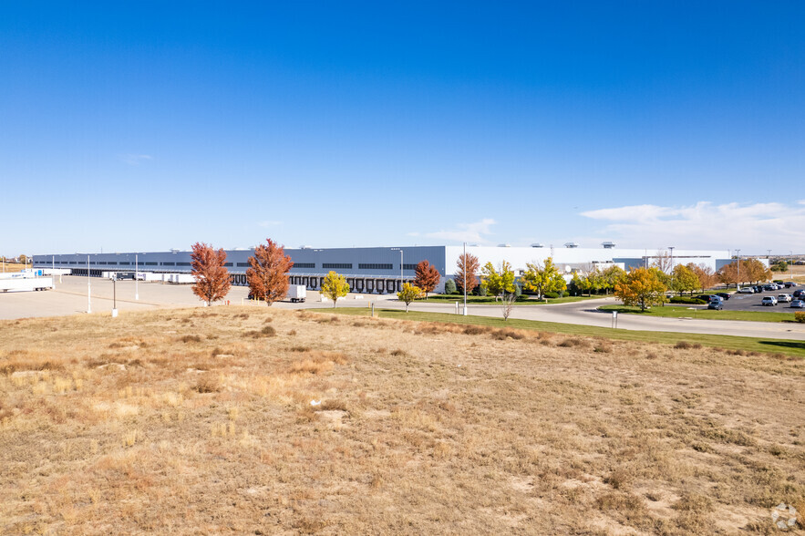 18875 E Bromley Ln, Brighton, CO for lease - Building Photo - Image 3 of 10