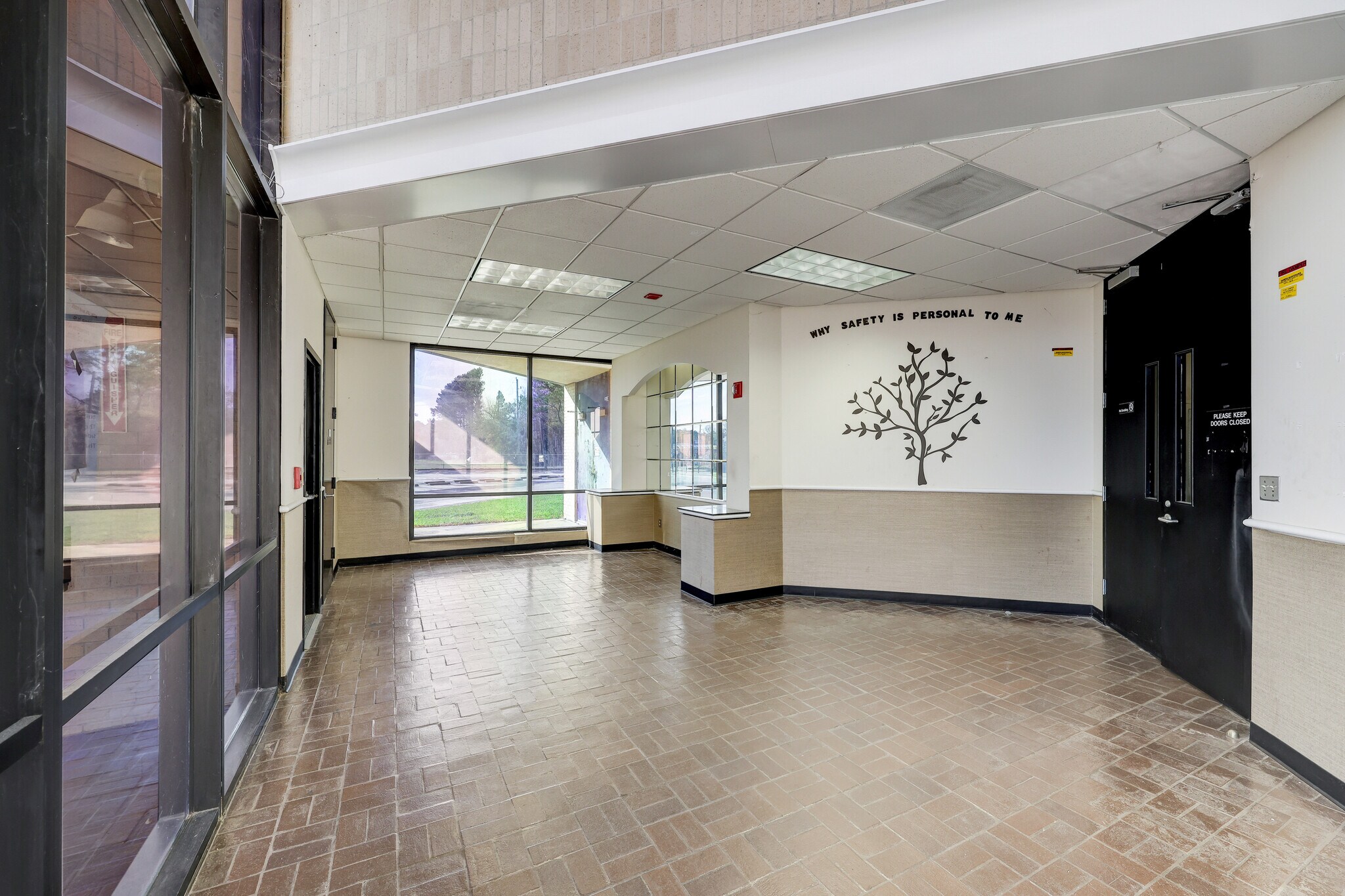 7638 Spring Cypress Rd, Spring, TX 77379 Office for Sale