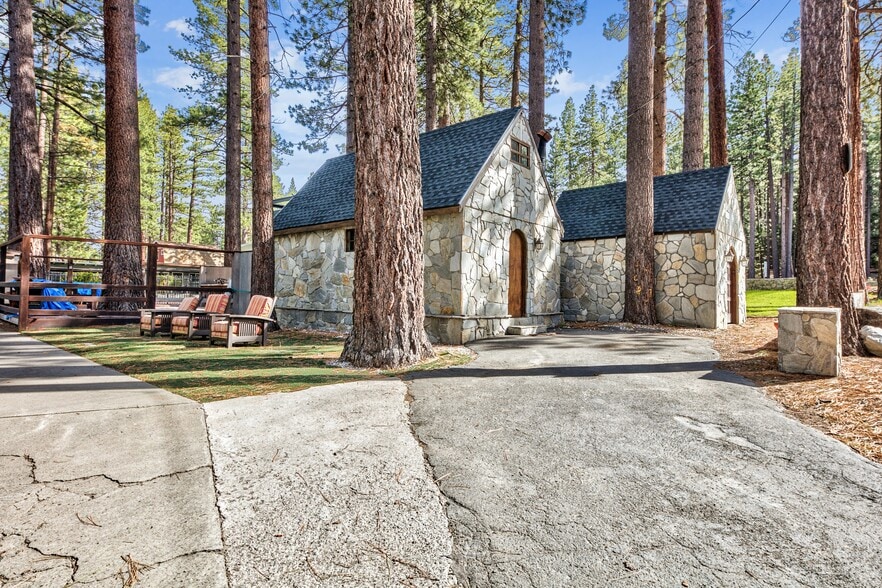 735 Emerald Bay Rd, South Lake Tahoe, CA for sale - Building Photo - Image 3 of 16