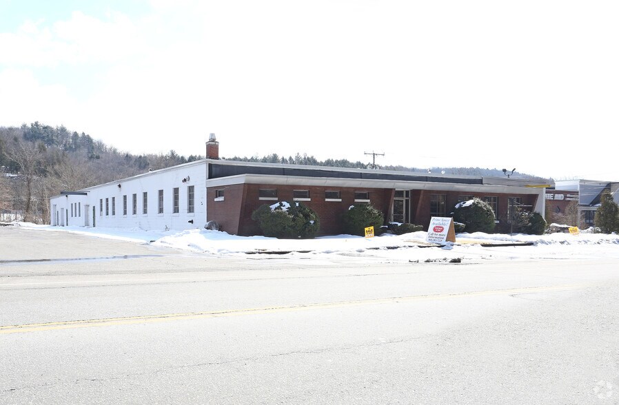 437 S Main St, Thomaston, CT for sale - Primary Photo - Image 1 of 1