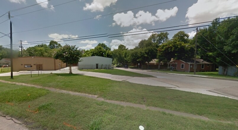 2412 Red Bluff Rd, Pasadena, TX for sale Primary Photo- Image 1 of 1