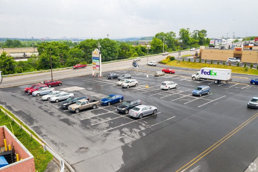 409-463 N Enola Rd, Enola, PA for lease - Building Photo - Image 3 of 3