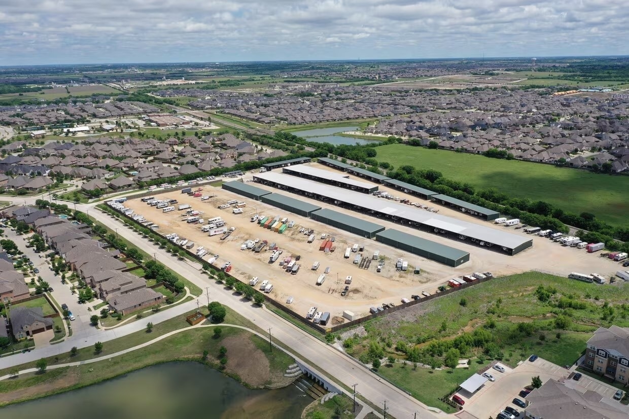 4022 Prairie Xing Dr, Celina, TX for lease Building Photo- Image 1 of 8