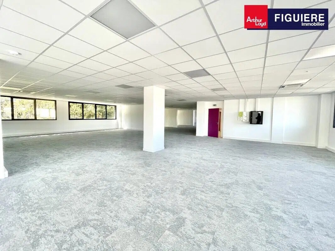 Office in Aix-en-Provence for lease Interior Photo- Image 1 of 13