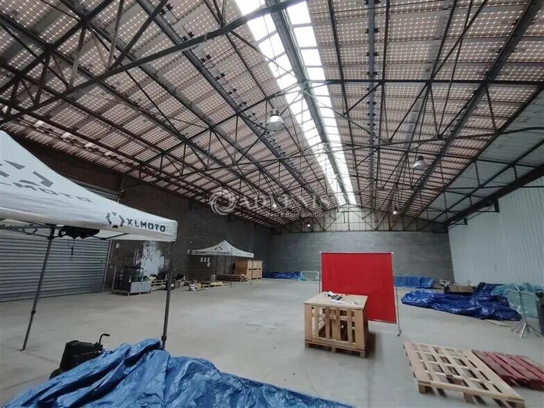 Industrial in Béziers for lease - Interior Photo - Image 1 of 6