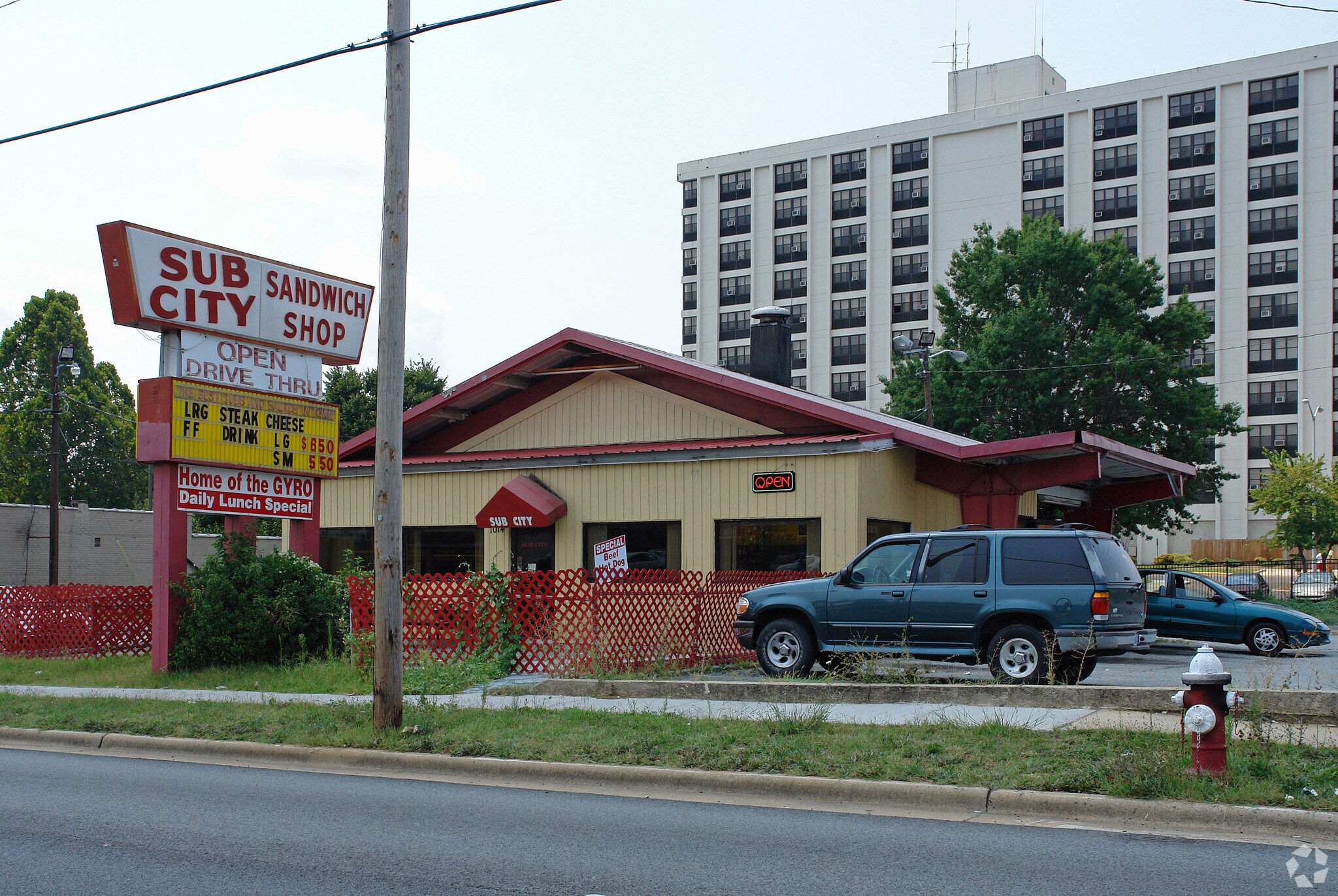 1014 S Main St, High Point, NC for sale Primary Photo- Image 1 of 1